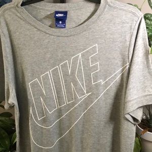 Nike t-shirt